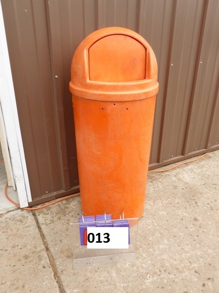 SnS auctions # 316 Garage cabinets & garage items.