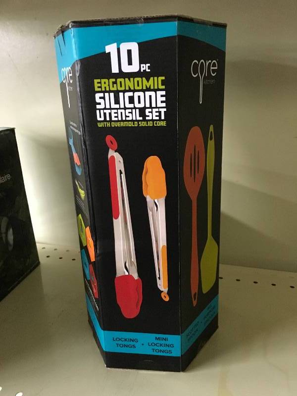 CORE KITCHEN 10PC TOOLS, RETAIL $19.99