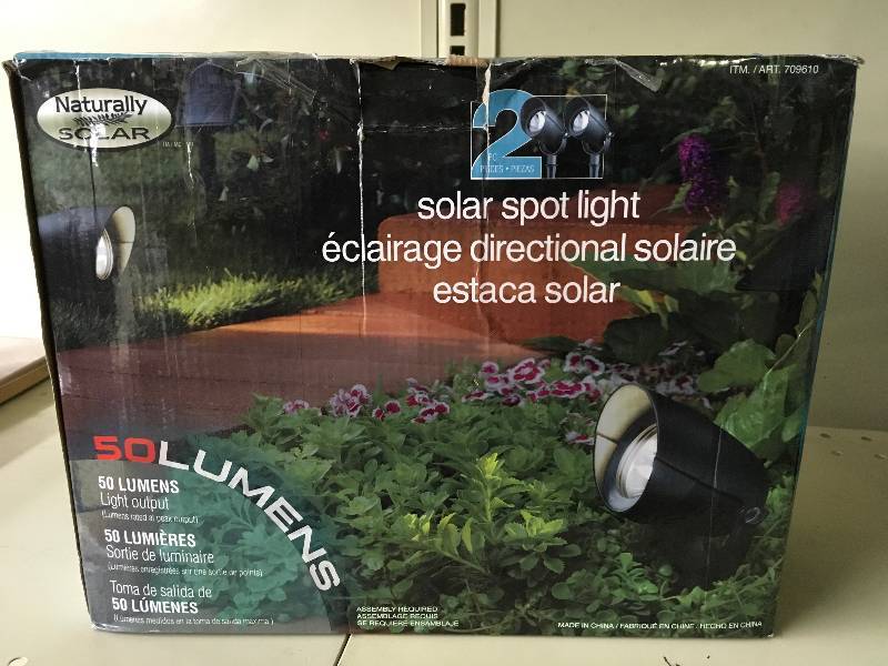 SOLAR SPOTLIGHTS 2 PK, RETAIL $14.99