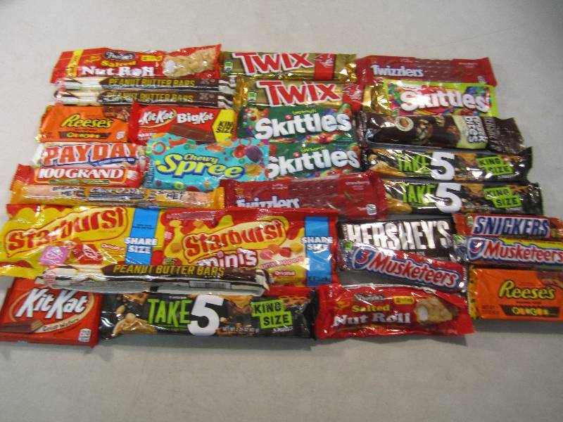 Lot of Misc Candy See Photos Best b...