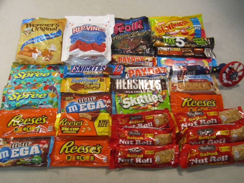 Lot of Misc Candy See Photos Best b...