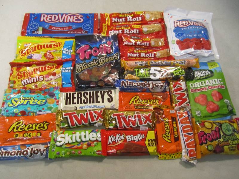 Lot of Misc Candy See Photos Best b...
