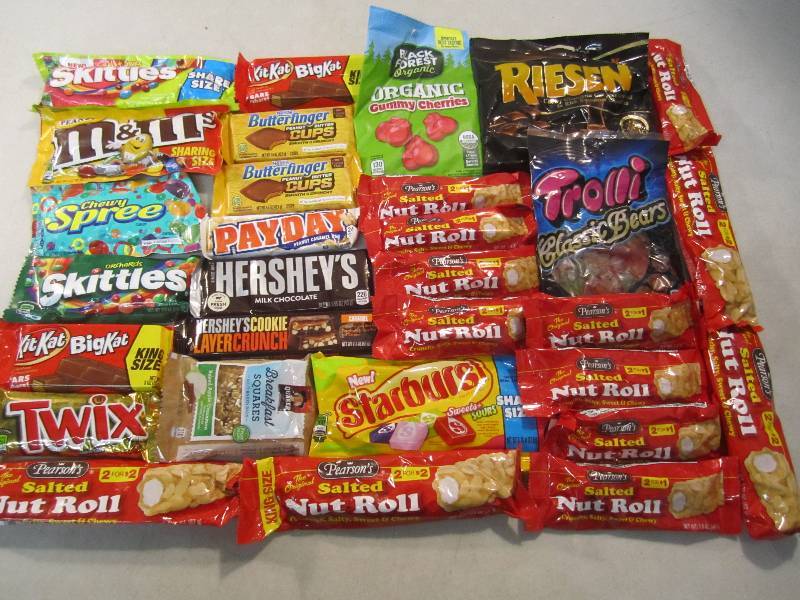 Lot of Misc Candy See Photos Best b...