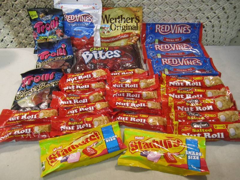 Lot of Misc Candy See Photos Best b...
