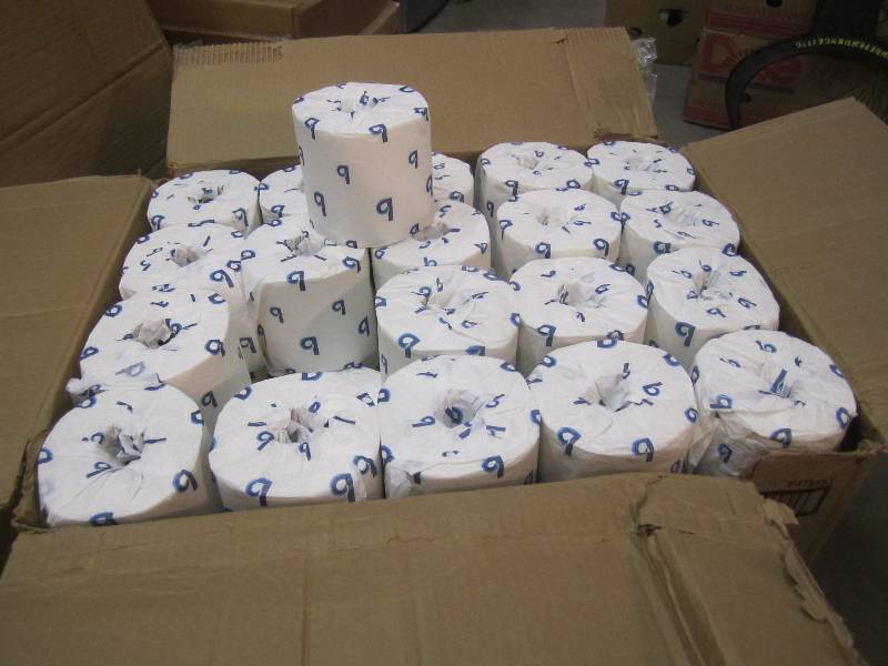 Case of 80 Rolls Deluxe Toilet Tiss...