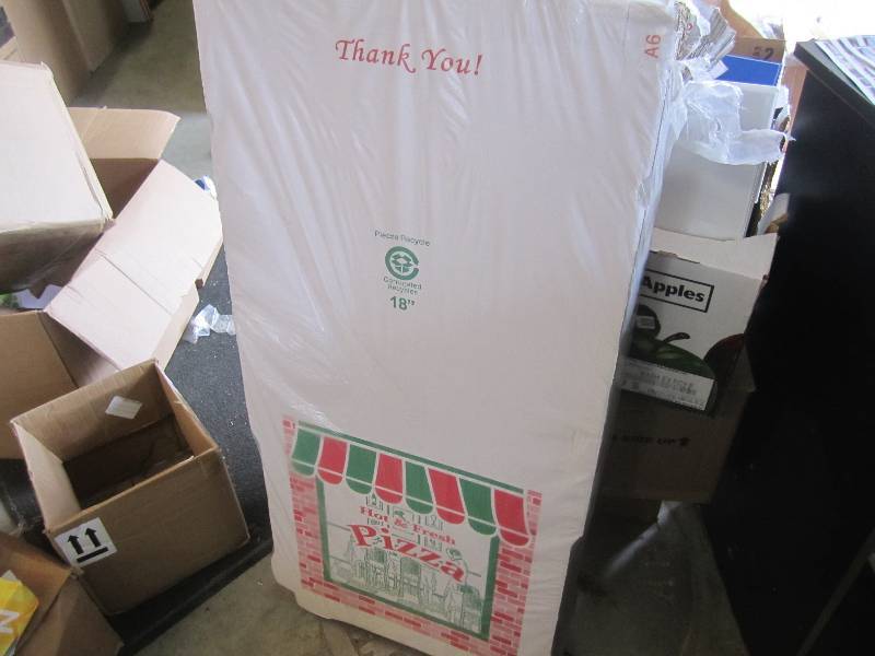 Bundle of 50 18 Pizza Boxes  EW3...