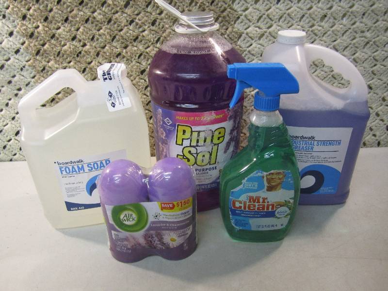 Mixed Lot of Cleaners Etc. See Phot...