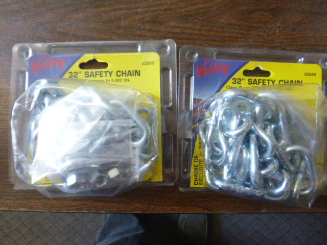 2 Safety Chains