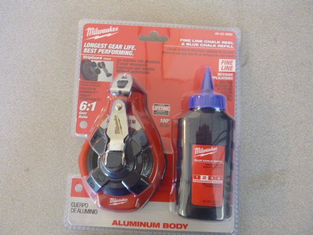 Milwaukee Fine Line Chalk Reel and Blue Chalk Refill