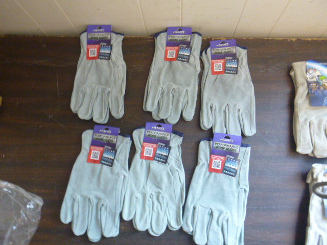 6 Pair of Leather Work Gloves