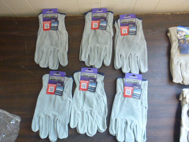 6 Pair of Leather Work Gloves