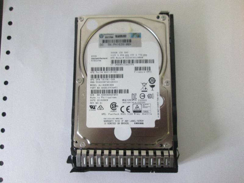 lot 7 image: HP 300 gb mini hard drive untested...