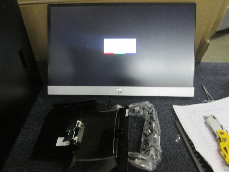 lot 24 image: HP 21.5 LED backlight monitor...