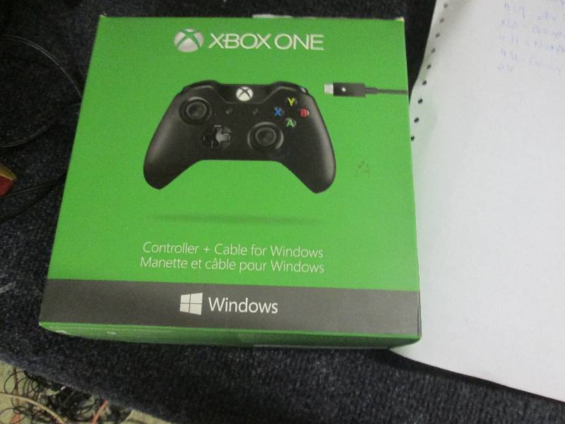 lot 33 image: xbox one controller powers on...