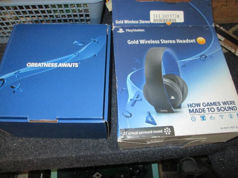 lot 53 image: playstation bluetooth headphone rig...