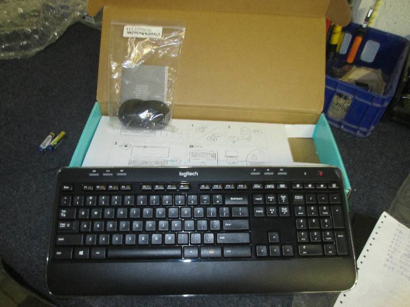 lot 88 image: keyboard and mouse ...