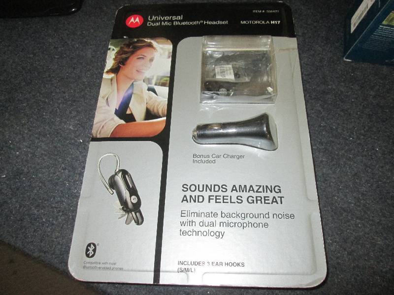 lot 93 image: motorola HD dual Mic bluetooth head...