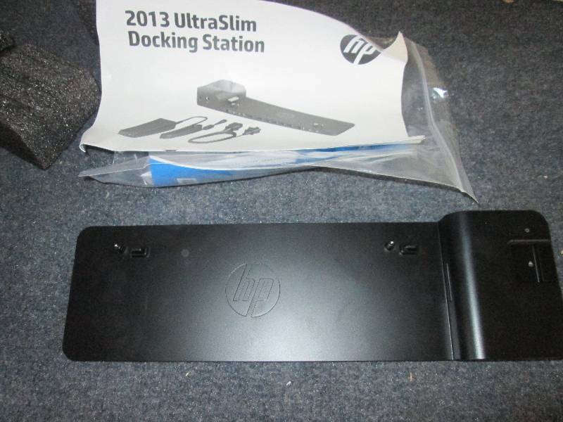lot 113 image: HP ultraslim docking system...