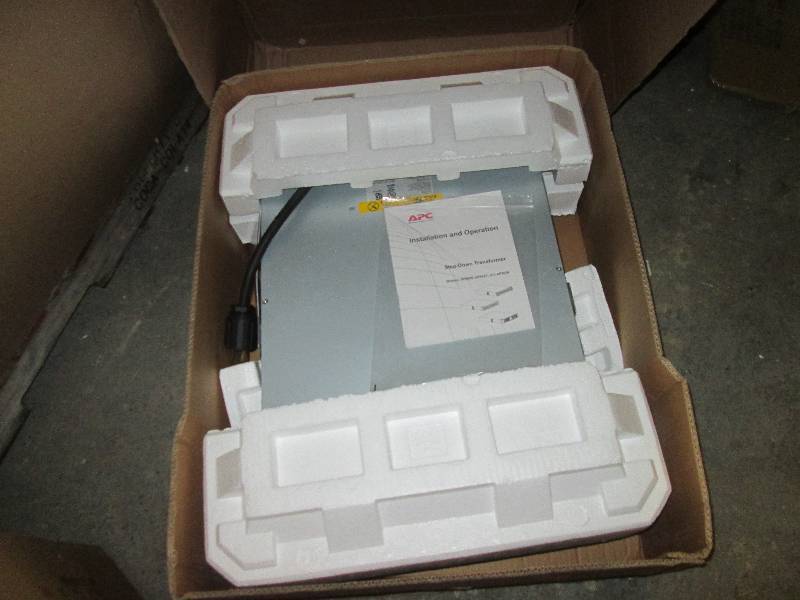 lot 176 image: APC scneider electric turndown tran...