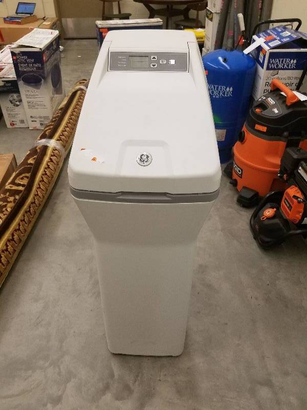 lot 84 image: 30,000 Grain Water Softener