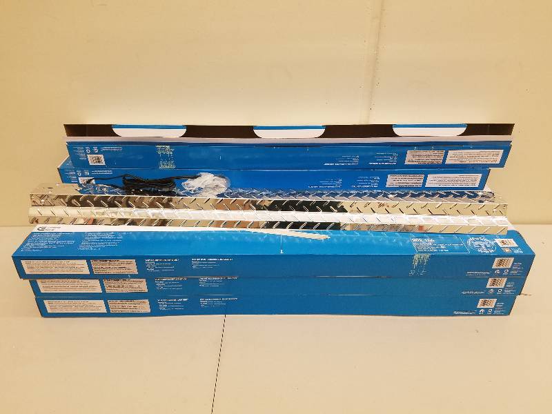 lot 115 image: Steel Plate 2-Lamp Hanging Fluorescent Silver ShopLight (Qty.11)