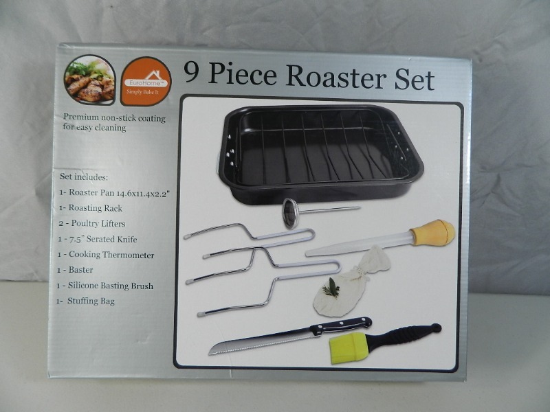 New 9 Pc Roaster Set