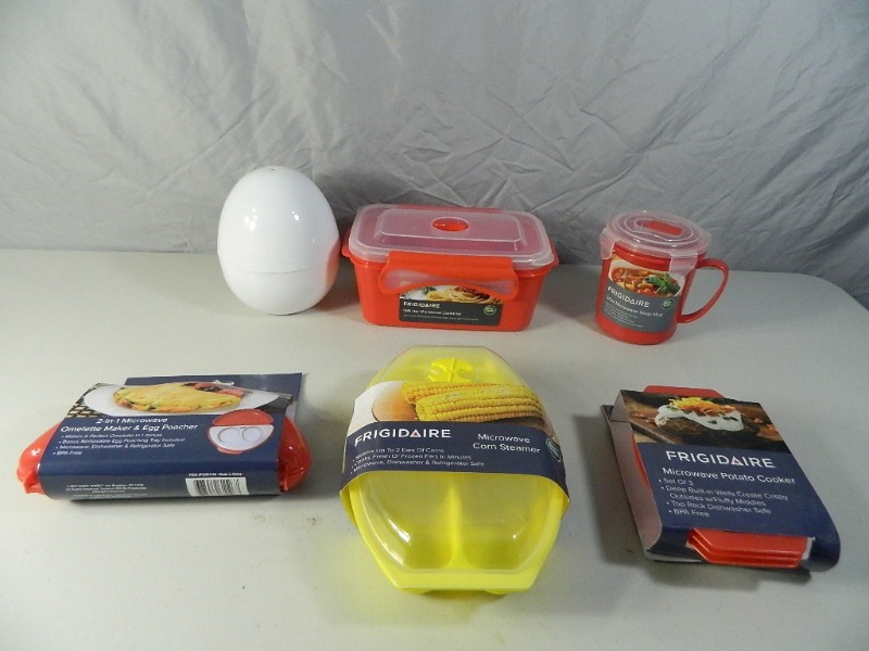 New Frigidaire Microwave Items