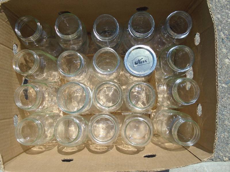 lot 51 image: Canning jars