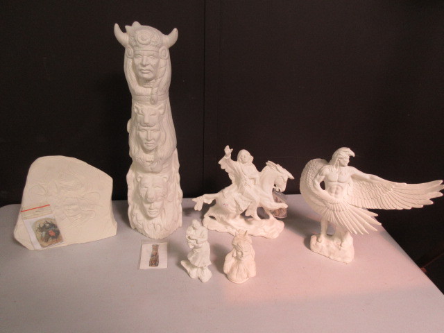 lot 540 image: PLASTER, READY TO PAINT NATIVE AMERICAN THEMED STATUES