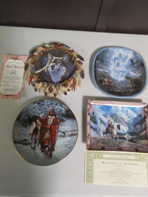 lot 543 image: WINTER MAJESTY BY AL AGNEW PLUS MORE COLLECTOR PLATES
