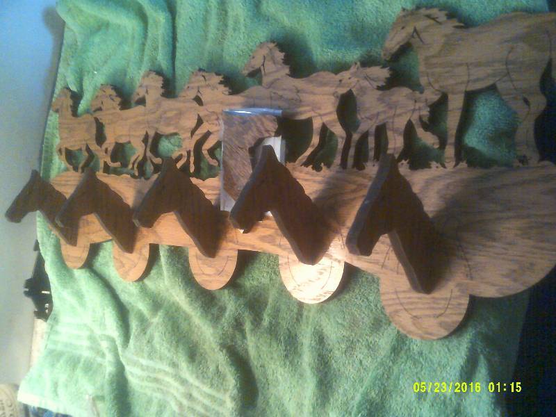 HAND CARVED WOOD HORSE WALL HANGING