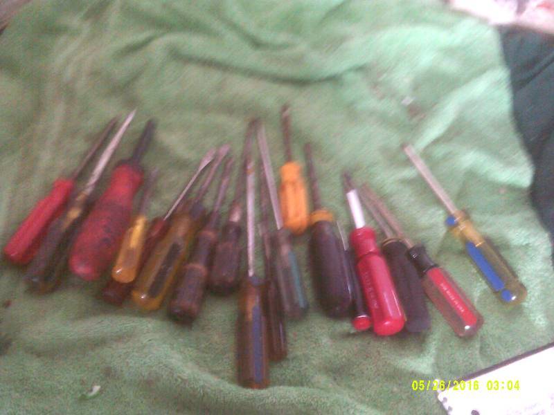 REG AND STANDARD SCREW DRIVERS