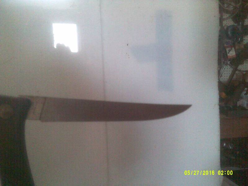 WOOD HANDLED BUCK KNIFE