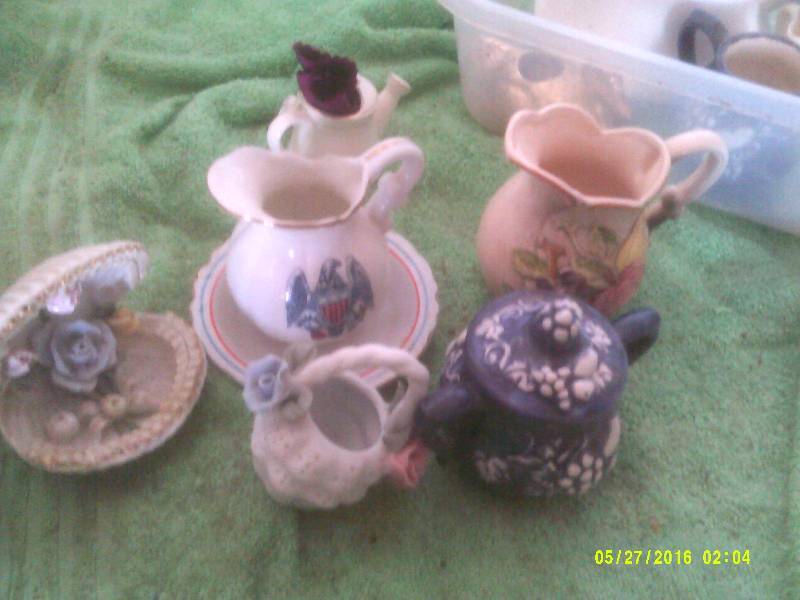 VINTAGE GLASSWEAR