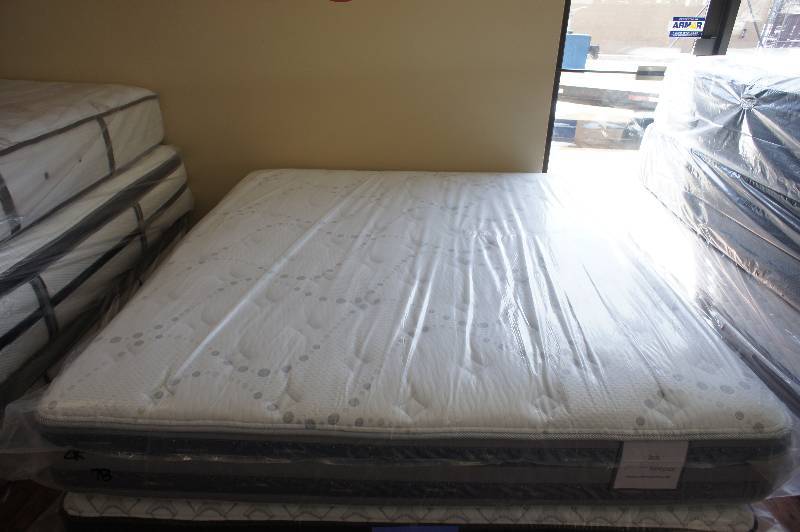 lot 11 image: NEW - SERTA PERFECT SLEEPER SMART SURFACE  - CALIFORNIA KING CALI KING MATTRESS - MSRP $2299.99