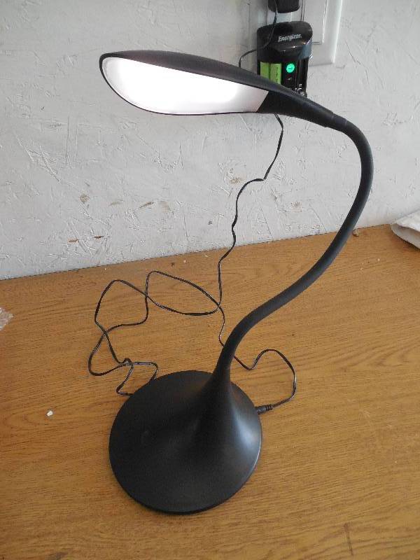 lot 49 image: Catalina Tensor 3-Step Touch Dimmable LED Desk Lamp