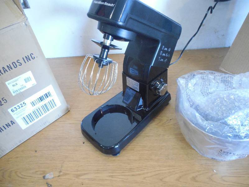 lot 75 image: Hamilton Beach 6 Speed Stand Mixer