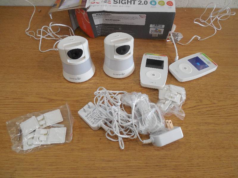 lot 112 image: Summer Infant Sure sight 2.0 Digital Color Video Baby Monitor and Extra Camera LOT OF 2