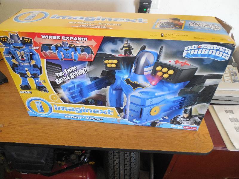 lot 145 image: Imaginext DC Super Friends Batbot Xtreme