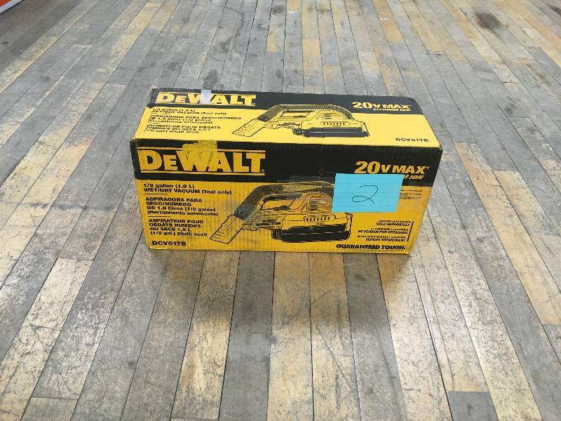 DeWalt 12 Gallon WetDry Vacuum (Tool Only) Not Used