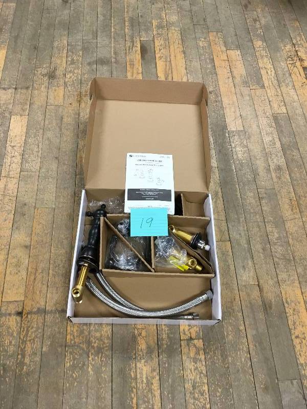 Glacier Bay Lyndhurst 2 Handle Deck Mount Roman Tub Faucet in Mediterranean Bronze Not Used