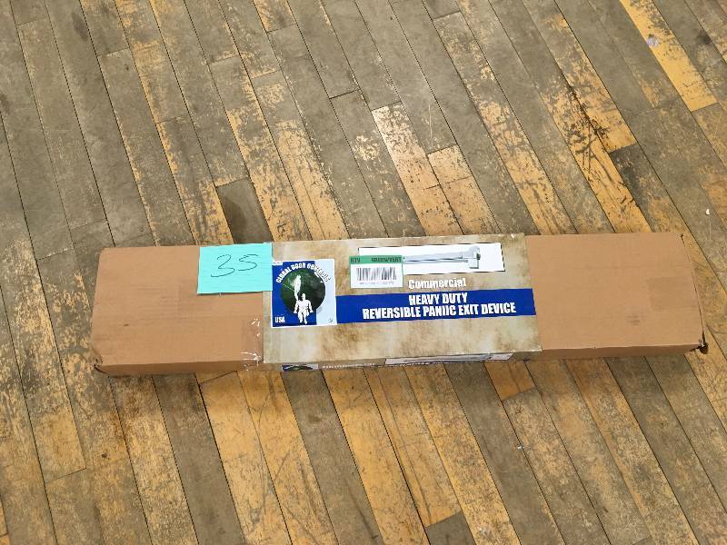 Global Door Controls 32 in. Aluminum Touch Bar Exit Device open box not used