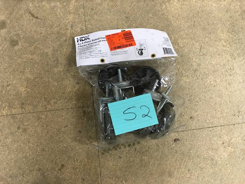 HDX 4in. Industrial Casters with Bumpers not used