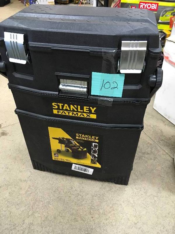 Stanley Fatmax 22 in. Cantilever Mobile Tool Box