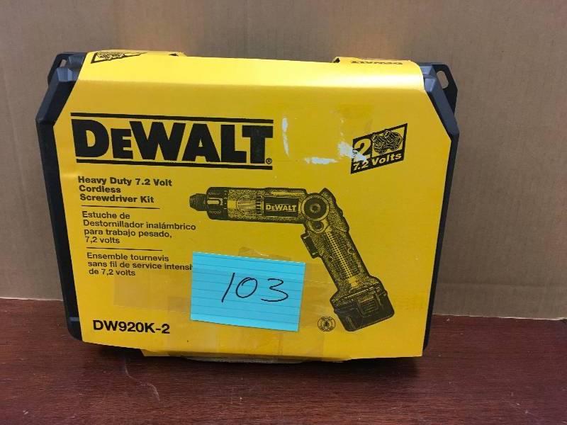DeWalt 7.2 Volt Cordless Screwdriver Kit in like new condition