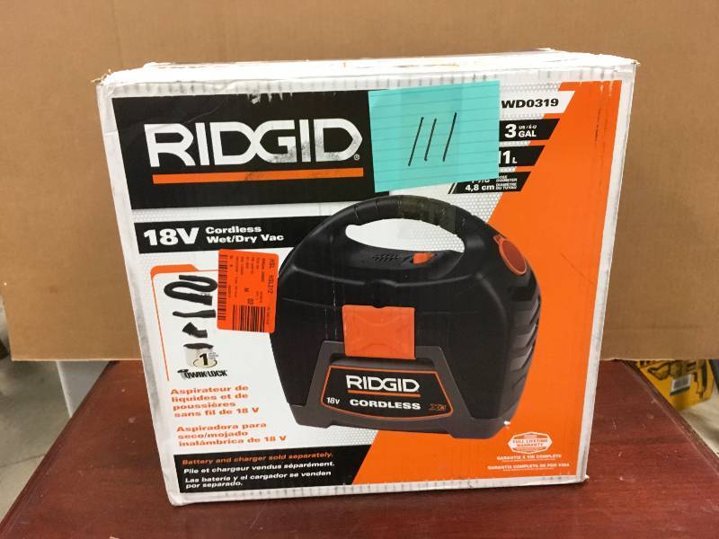 Ridgid 18V - 3 Gal Cordless WetDry Vac in like new condition