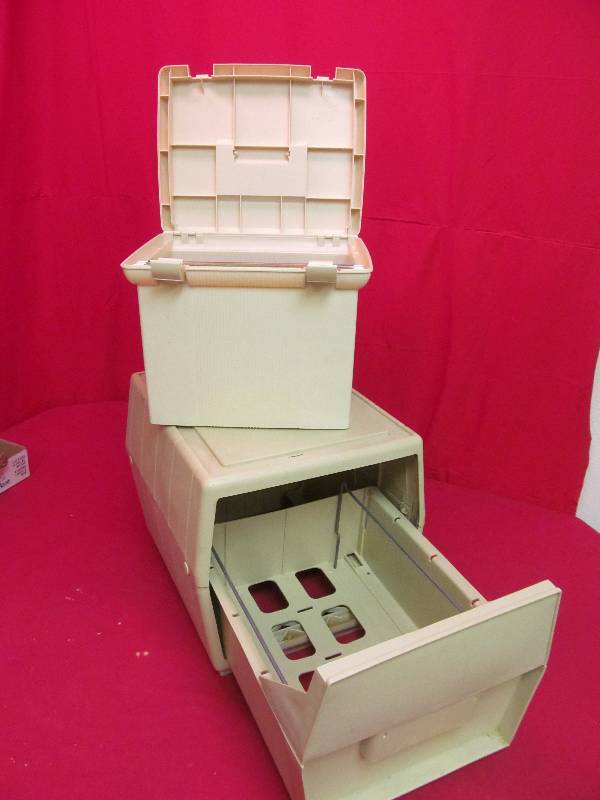 lot 40 image: file boxes