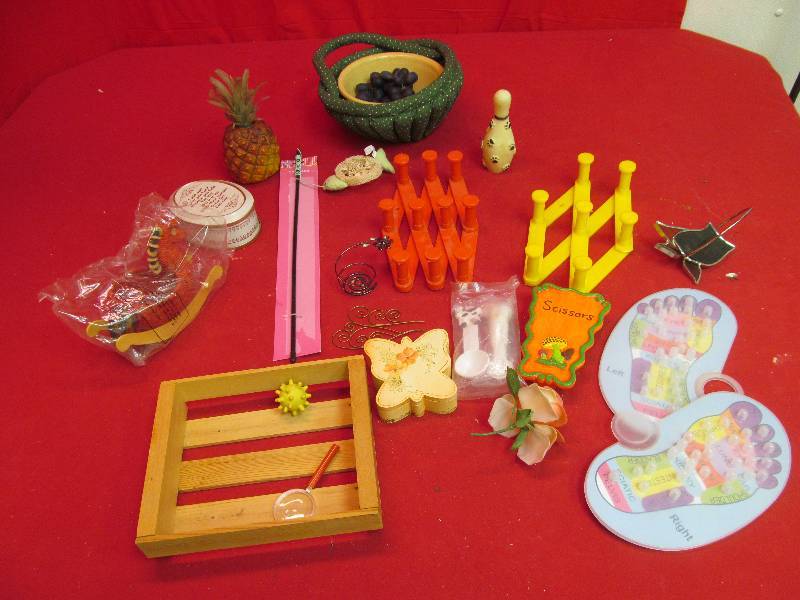 lot 67 image: dcor, kitchen items
