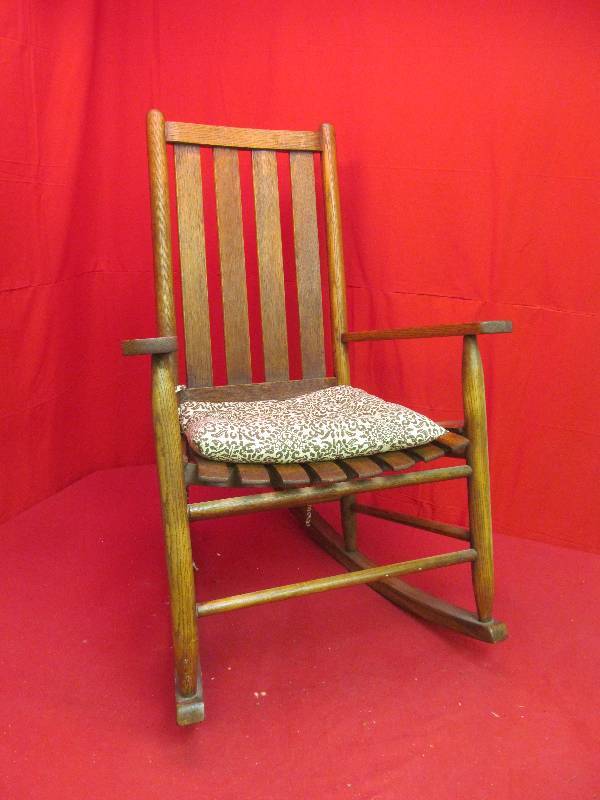 lot 120 image: vintage rocking chair