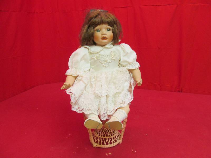 lot 145 image: dolls